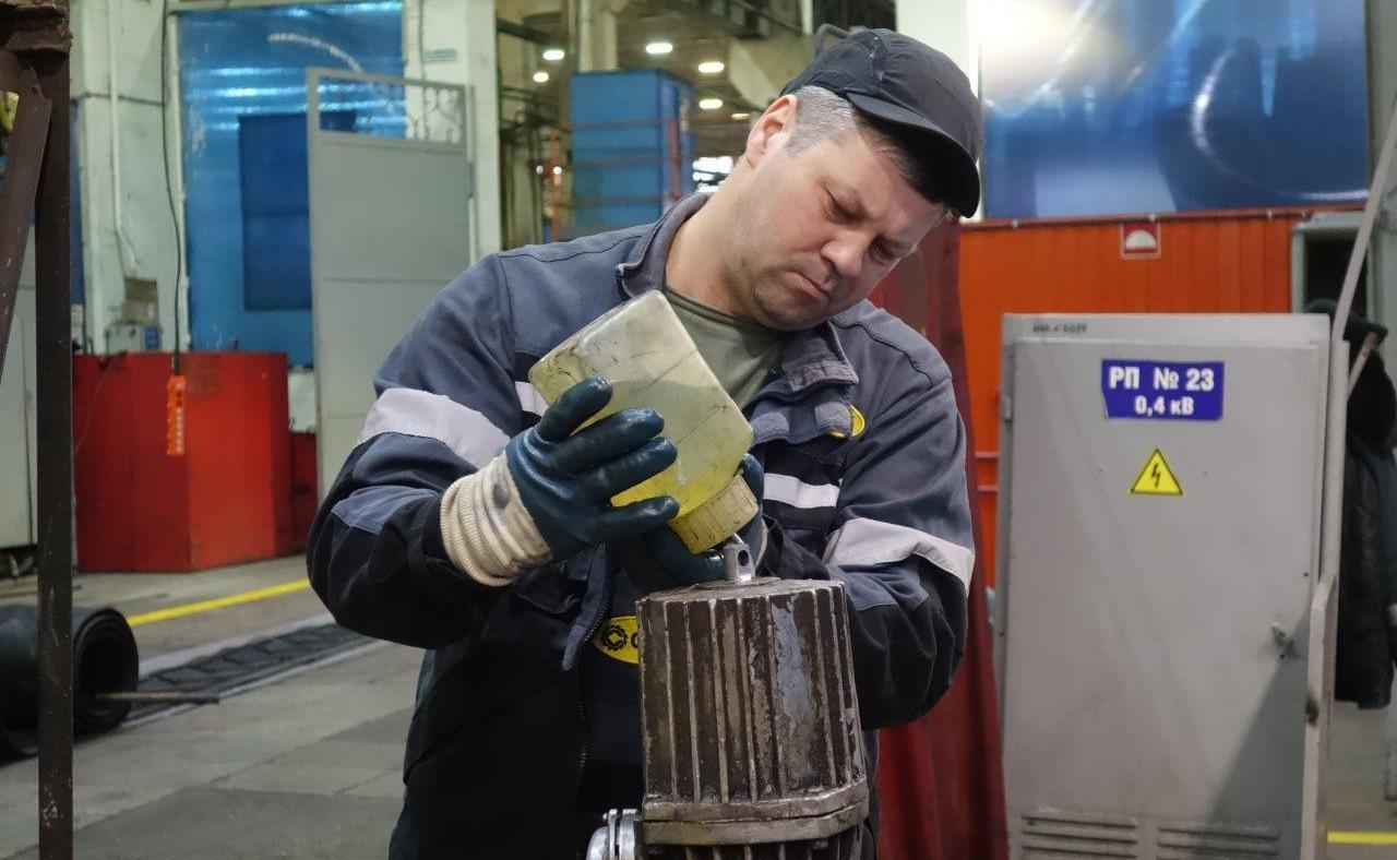 «Работать стало интереснее!»: как слесарь-ремонтник нашел себя в ...