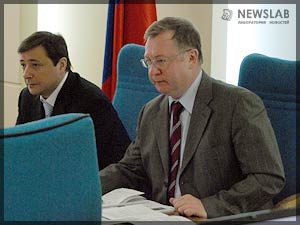  Krasnoyarsk Governor Alexander Khloponin and head of the Russian Audit Chamber Sergey Stepashin 