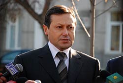 Эдхам Акбулатов