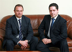 Георгий Романов справа http://www.nornick.ru/_upload/editor_files/file0146.jpg