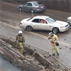 На проспекте Свободный в Красноярске рухнула стена, возможны жертвы (видео)