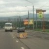 Красноярских водителей призвали заявлять о ДТП из-за ямы на Октябрьском мосту