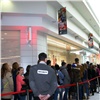 На открытии H&M в Красноярске собралась огромная очередь