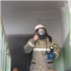 На правобережье Красноярска из-за крупного пожара в пятиэтажке эвакуировали жильцов