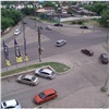 Мопедист протаранил иномарку на перекрестке улиц Копылова и Киренского (видео)