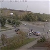 Красноярский водитель пытался проскочить перекресток и разбил три машины (видео)