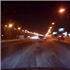 Красноярцы раскритиковали пожаловавшегося на дорожников водителя «Мерседеса» (видео)