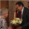Мэр поздравил красноярского ветерана с 90-летним юбилеем