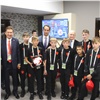 Владимир Путин подарил красноярским футболистам-детдомовцам мяч с автографом
