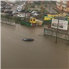 Из-за дождя в Красноярске затопило улицы и дворы, на Брянской сошел «сель»