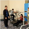 Чемпион Европы по паратриатлону работает физруком в красноярской школе