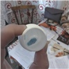 «Хранили амфетамин в холодильнике»: в Красноярске полицейские поймали двух наркоторговок 