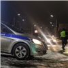 Оживленную улицу в центре Красноярска перекрыли для ловли водителей-пьяниц и наркоманов. За два часа попался только один (видео)