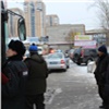 Вместо Киргизии рейсовый автобус уехал на красноярскую спецстоянку. Одного пассажира ждет депортация (видео)