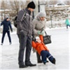 В Красноярске открыли бесплатную школу катания на коньках