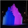 На улице Копылова в Красноярске появился необычный каскадный световой «фонтан» (видео)