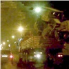 Грузовик врезался в путепровод на «Космосе» и засыпал дорогу обломками трансформаторной будки (видео)