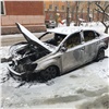 На правобережье Красноярска ночью сгорела иномарка: подозревают поджог 