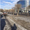 Красноярские тротуары остаются грязными после уборки спецтехникой