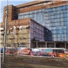 В Красноярске после длительного перерыва возобновилась стройка здания миграционной службы МВД России