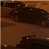 Ачинец врезался на парковке в чужую машину и сбежал. С поиском помогли очевидцы (видео)