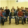 «Хочу стать связистом»: воспитанники детских домов Красноярска побывали на экскурсии в МегаФоне