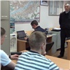 «Это был социальный эксперимент»: красноярские полицейские оштрафовали «шутников» с жезлами ГИБДД (видео)
