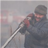 Добровольцы помогли пожарным спасти от огня поселок в Красноярском крае