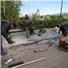 В центре Красноярска ремонтируют постамент памятника Славе Глюку