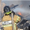На правобережье Красноярска три семьи остались без жилья из-за разрушительного пожара (видео)