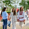 В Красноярске выбрали обладателей самых длинных кос и бород