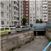 Жители Советского района Красноярска ещё год будут ждать ремонта рушащейся подземной парковки (видео)