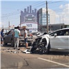 На Партизана Железняка в Красноярске разбился редкий автомобиль популярного телеведущего