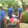Пенсионерка из Красноярского края сломала ногу в Большом каньоне Крыма. К врачам отнесли спасатели
