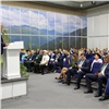 Откровенный разговор о лесе: в Красноярске стартовали крупнейшая лесопромышленная выставка и Национальный лесной форум