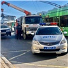 Красноярских автомобилистов караулили на популярных остановках и штрафовали за парковку