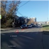 В Красноярске на переходе подросток попал под колеса машины. Перед выходом на дорогу он всё сделал правильно