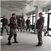 Инспекторы красноярских «Столбов» прошли курс стрельбы и научились задерживать браконьеров