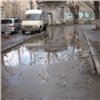 «Почему такой грязный?»: житель города назвал причины вечных луж и пыли в Красноярске