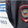 В полиции Красноярска подтвердили информацию о нападении на женщину и ребенка на парковке около «Июня»