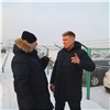 «Не обнаружил чего-то негативного»: депутат и первый замглавы Красноярска проверили ремонт на улице Ястынской