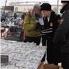 В Красноярске уличная торговка чуть не лишилась товара из-за штрафов и долгов (видео)