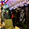 «Кондуктор-Снегурочка и елка со звездой»: красноярские маршрутчики похвастались декором своих автобусов 