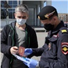 Полиция показала, как проверяет электронные пропуска в Красноярске (видео)