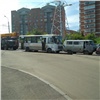 На выезде из Ветлужанки автокран врезался в автобус и собрал «паровозик» из 4 машин