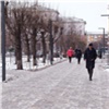 В Красноярске окончили благоустройство променада на Красрабе. Его украсят световыми деревьями