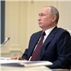 Президент России Владимир Путин согласился сделать дни между майскими праздниками нерабочими (видео)