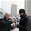 Красноярскому боксеру вручили ключи от подаренной губернатором квартиры