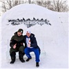 Сергей Ерёмин побывал в снежном доме красноярского болельщика (видео)