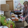 Красноярцы несут вещи в пункты сбора помощи жителям Донбасса